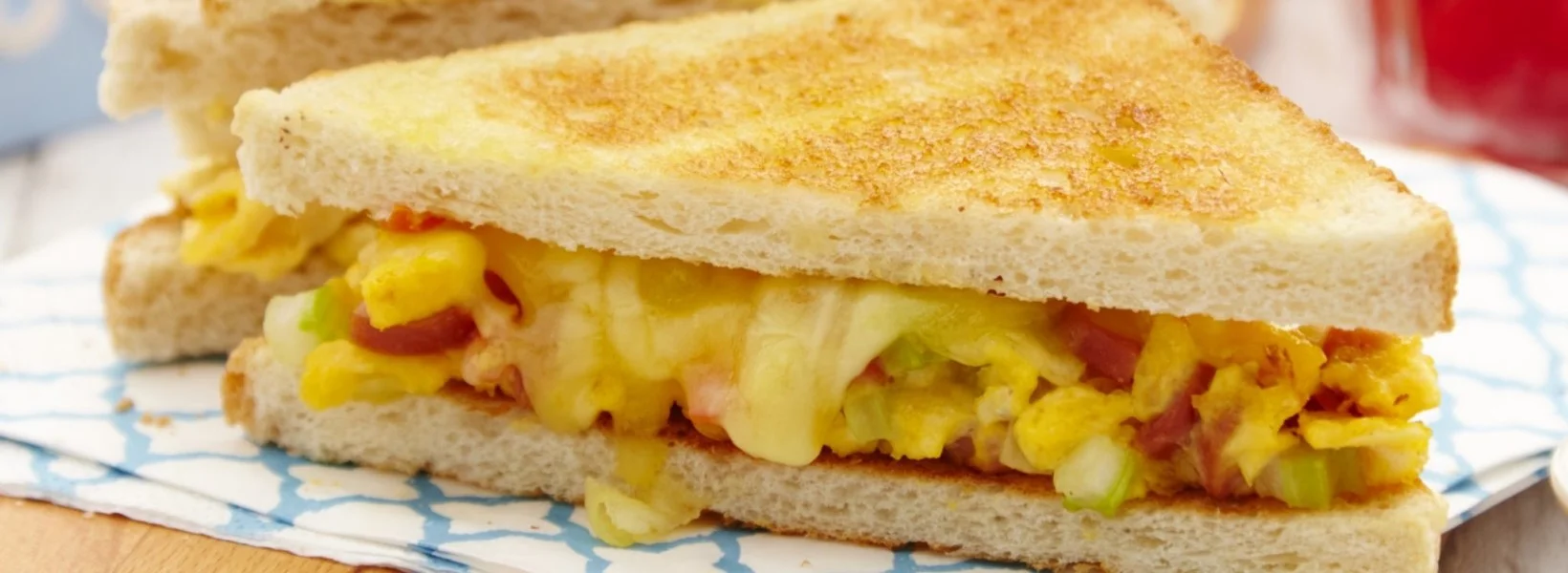 ql-eggs-grilled-cheese-frankfurters